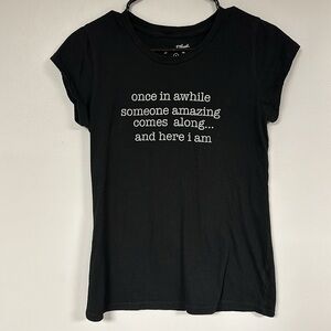 SUPER CUTE Universal Thread Black graphic 'someone amazing, etc, tee, S
